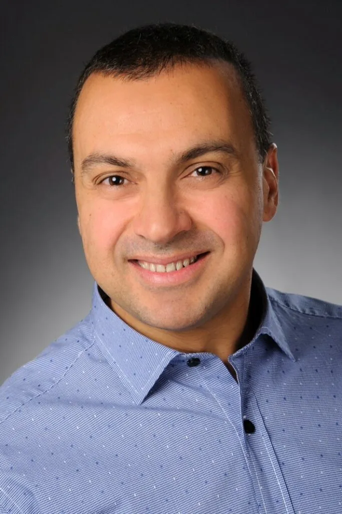 Zahnarzt Abdul-Hamid Hafez von Dento Smile Berlin